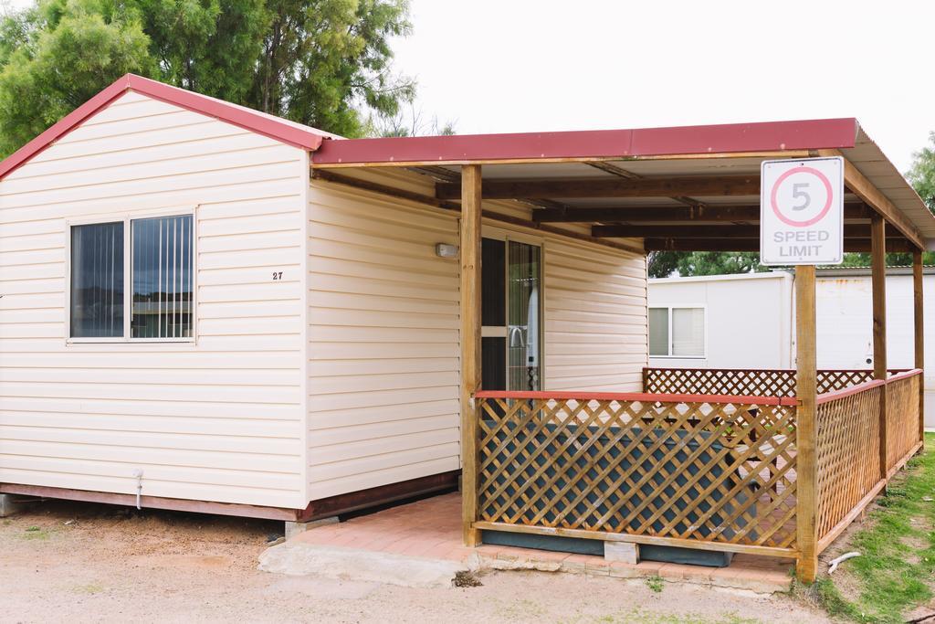 Port Gregory Caravan Park Екстериор снимка